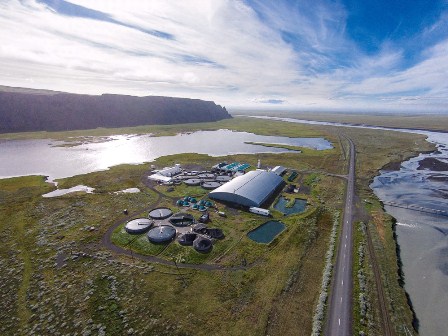 Oxarfjordur_fish_farm