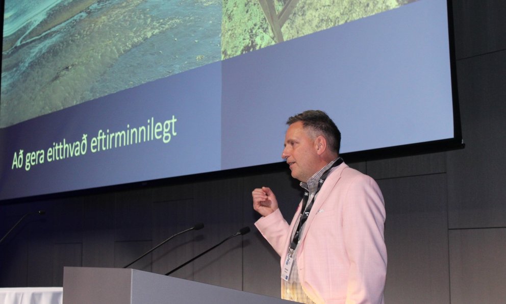 Birgir Össurarson á pontu á Sjávarútvegsráðstefnunni