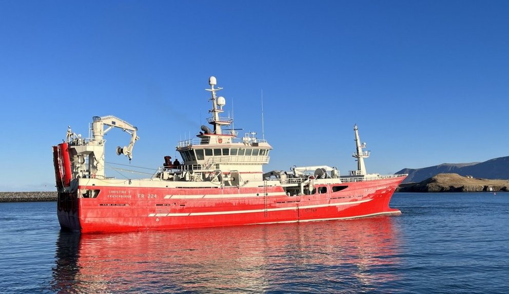 Christina S, nú Margrét EA 710 við komuna til Reykjavíkur í gær / myndir samherji.is