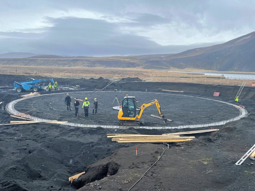 Nýju kerin eru stór, enda tvöfaldast framleiðslan / myndir samherji.is